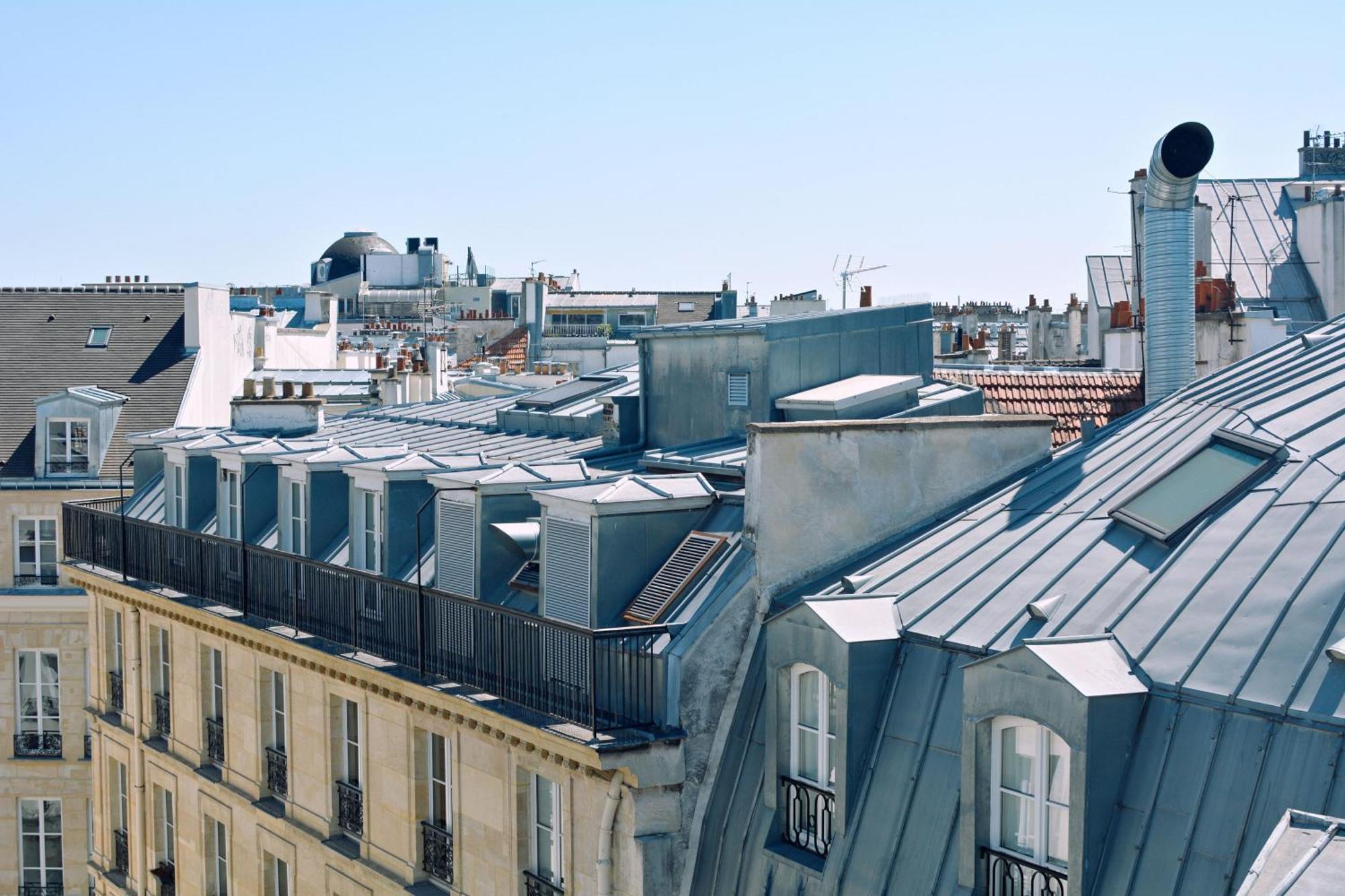 Lucien Hotel